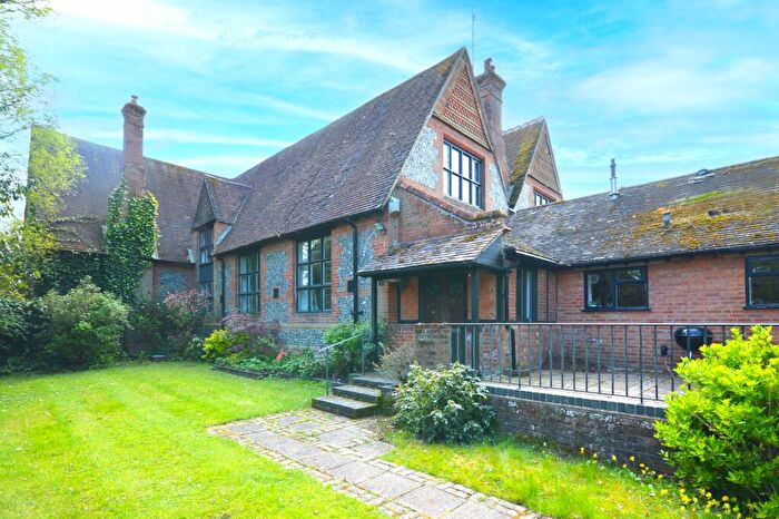 3 Bedroom Character Property For Sale In High Street, Wendover, HP22