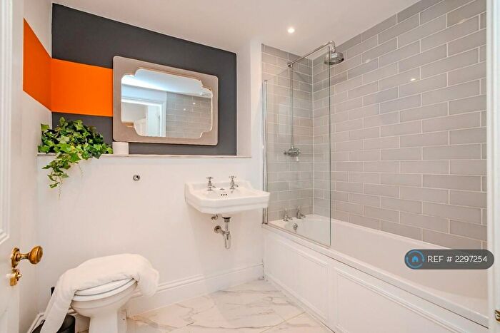 2 Bedroom Flat To Rent In Adelaide Mansions, Hove, BN3