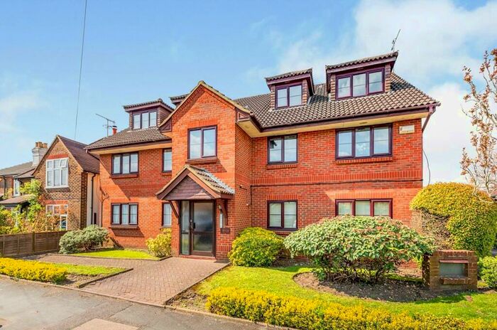 1 Bedroom Apartment To Rent In Albury Road, Merstham, Redhill, RH1