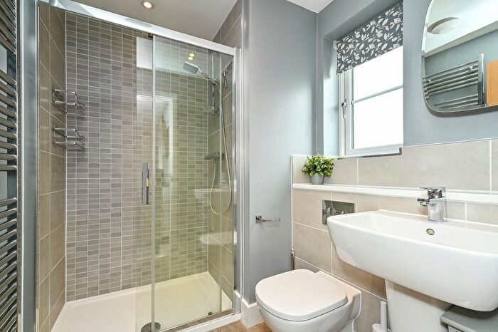4 Bedroom Detached House For Sale In Motley Gardens, Alton, Hampshire, GU34