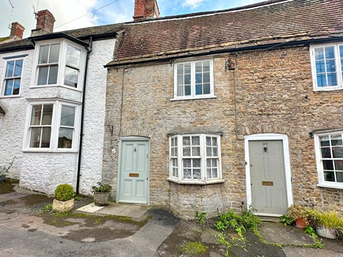 2 Bedroom Cottage To Rent In Mill Street, Wincanton, BA9