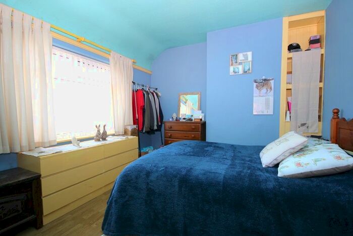 2 Bedroom Semi-Detached House For Sale In Roselea Drive, Crossens, Southport, PR9