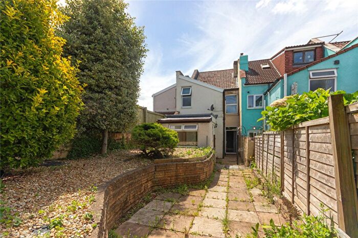 2 Bedroom Detached House To Rent In Arlington Road, St Anne's, Bristol, BS4