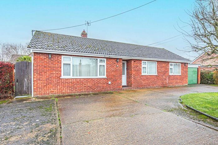 3 Bedroom Detached Bungalow For Sale In Chain Free Detached Three Double Bedroom Bungalow In Watton, IP25