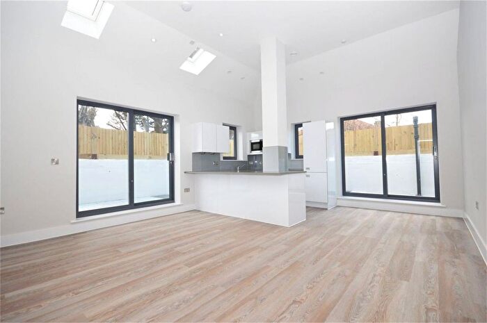 1 Bedroom Flat To Rent In Lower Richmond Road, Kew, Richmond, TW9