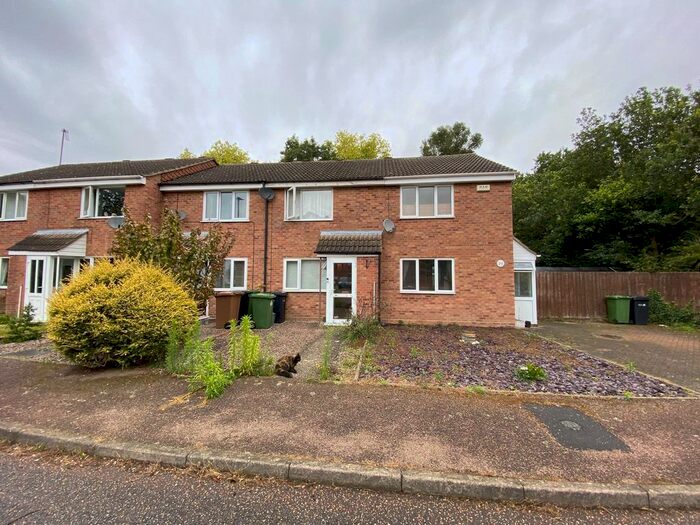 2 Bedroom Property To Rent In Barrett Close, Kings Lynn, Norfolk, PE30