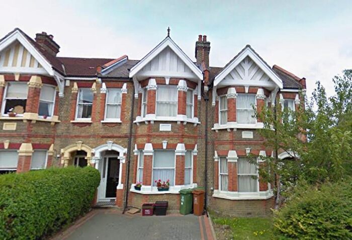 2 Bedroom Flat For Sale In Hatherley Road, Sidcup, Kent, DA14