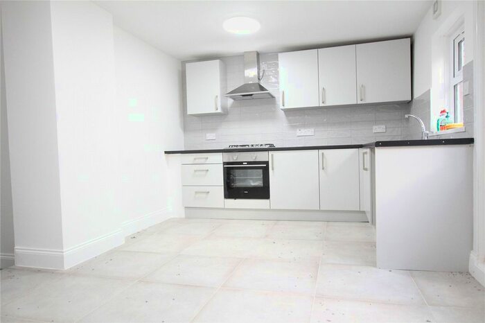 3 Bedroom Detached House To Rent In Stevenage House, East Ham, London, E6