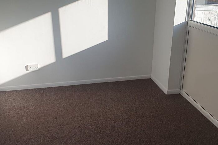 1 Bedroom Maisonette To Rent In Treetops Drive, Willenhall, WV12