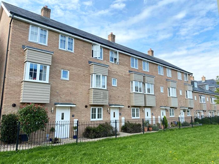 3 Bedroom Town House To Rent In Romsey, SO51