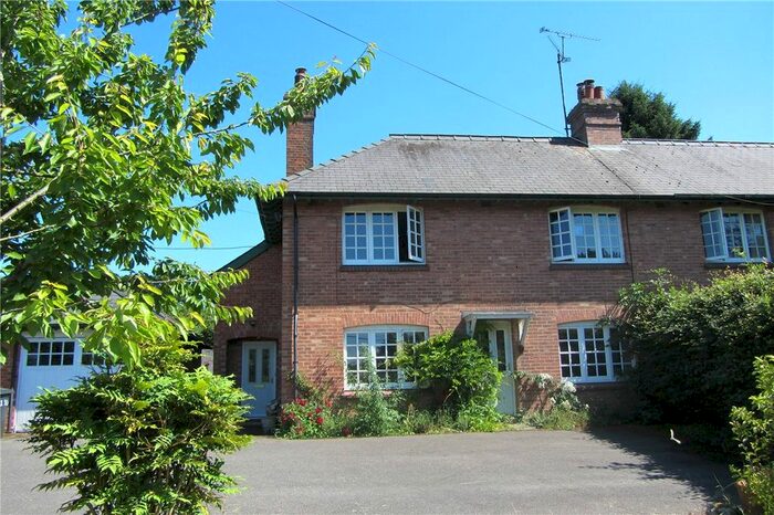 4 Bedroom Semi-Detached House To Rent In Wood Lane, Bramdean, Alresford, SO24