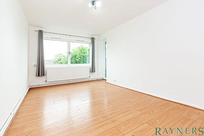 2 Bedroom Flat To Rent In Anderson Road, Hackney, Homerton, London, E9