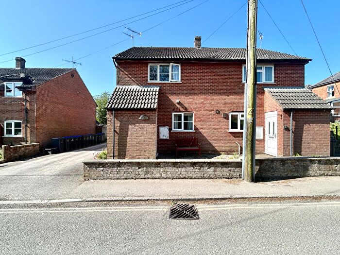 2 Bedroom Semi-detached House For Sale In Station Road, Tisbury, SP3