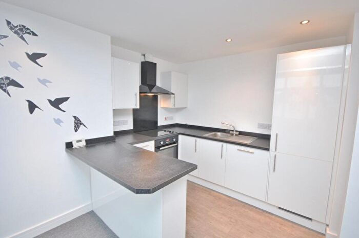 3 Bedroom Apartment To Rent In Abbey Road, West Bridgford, Nottingham, Nottinghamshire, NG2