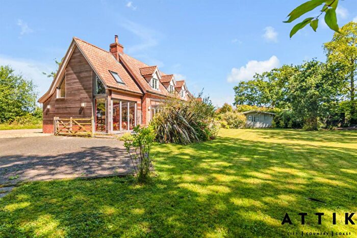 4 Bedroom Detached House For Sale In Hinton Road, Darsham, IP17