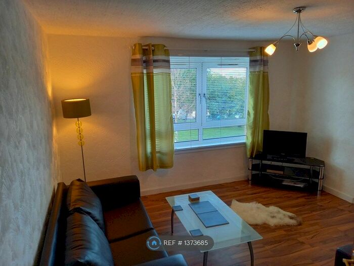 2 Bedroom Flat To Rent In Bearhope Street, Greenock, PA15