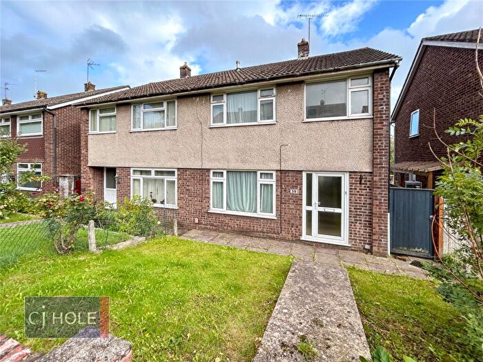 3 Bedroom Semi-Detached House To Rent In Sherbourne Close, Kingswood, Bristol, BS15