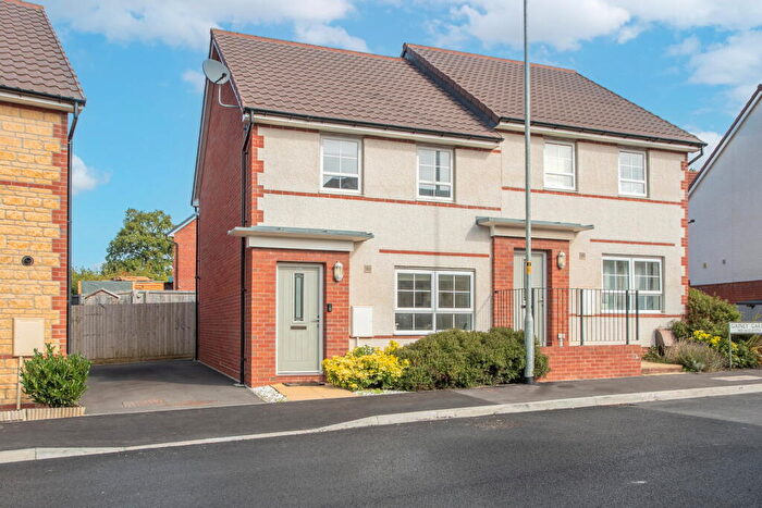3 Bedroom Semi-Detached House For Sale In Gainey Gardens, Chippenham, SN15