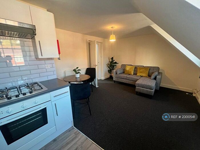 2 Bedroom Flat To Rent In Hotwells, Bristol, BS8