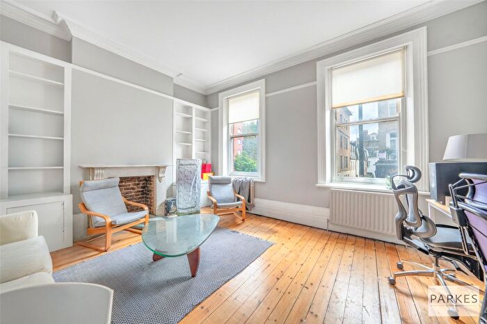 1 Bedroom Flat To Rent In Earls Court Road, London, SW5
