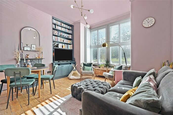 1 Bedroom Flat For Sale In Endymion Road, London, N4