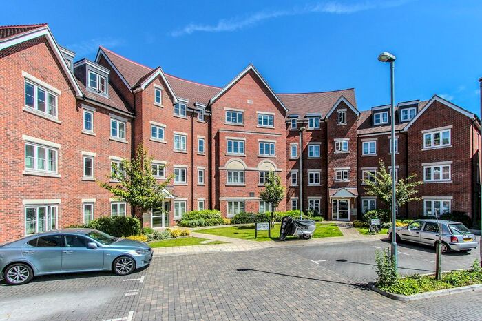 2 Bedroom Flat To Rent In Haywood Crescent, Lockhart Road, Watford, WD17