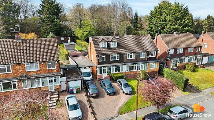 4 Bedroom Semi-detached House For Sale In Deeds Grove, High Wycombe, HP12