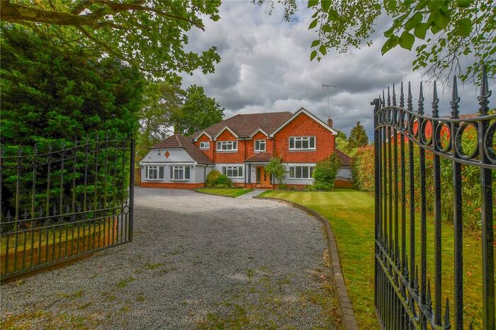 5 Bedroom Detached House For Sale In Lower Common, Eversley, Hook, Hampshire, RG27