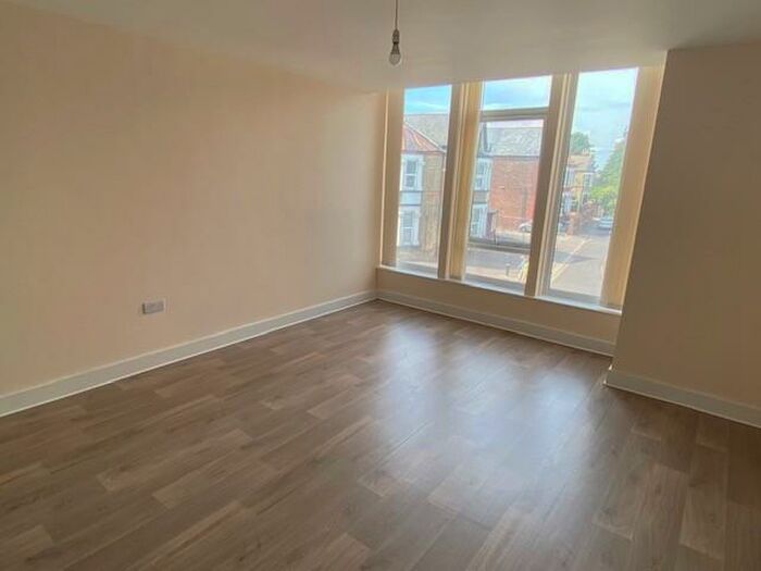 1 Bedroom Flat To Rent In Flat, Stoke Road, Gosport, Hampshire, PO12