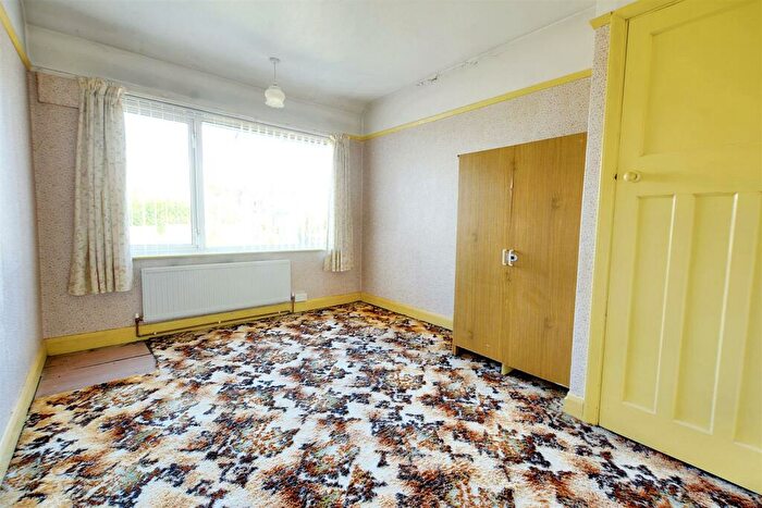 2 Bedroom Semi-Detached House For Sale In Coppice Road, Arnold, Nottingham, NG5