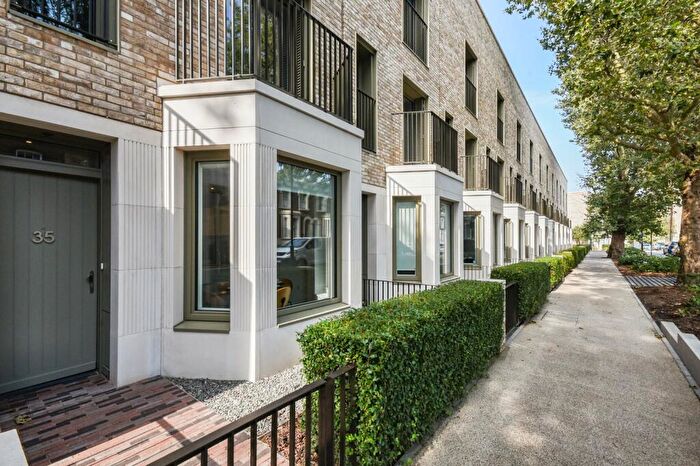 3 Bedroom Terraced House To Rent In Elephant Park, Elephant And Castle, London, SE17