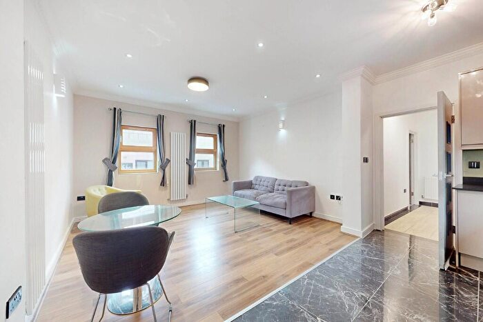 1 Bedroom Flat To Rent In Commercial Road, London, E1