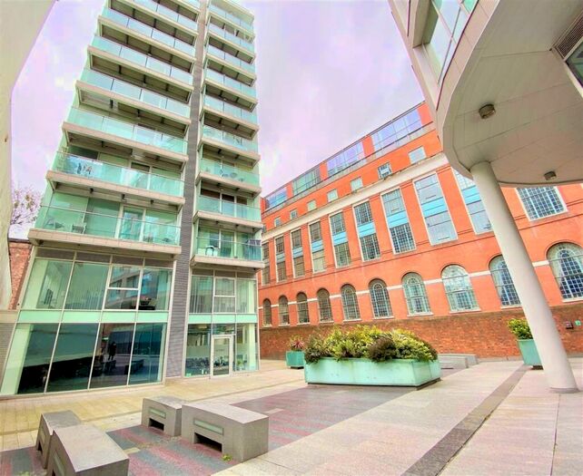 2 Bedroom Apartment To Rent In Cheapside, Liverpool, L2