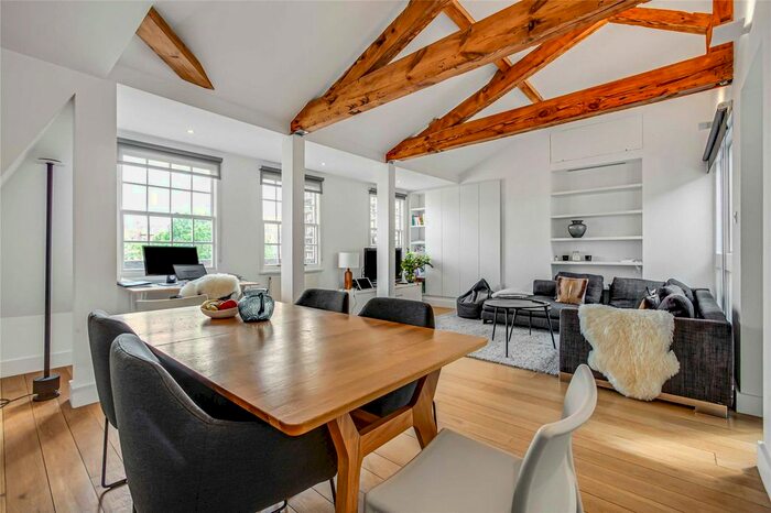 3 Bedroom Maisonette To Rent In Ennismore Gardens, Knightsbridge, SW7