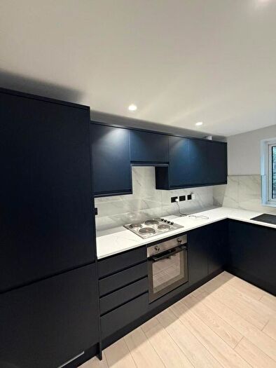 1 Bedroom Flat To Rent In London Road, Enfield, EN2