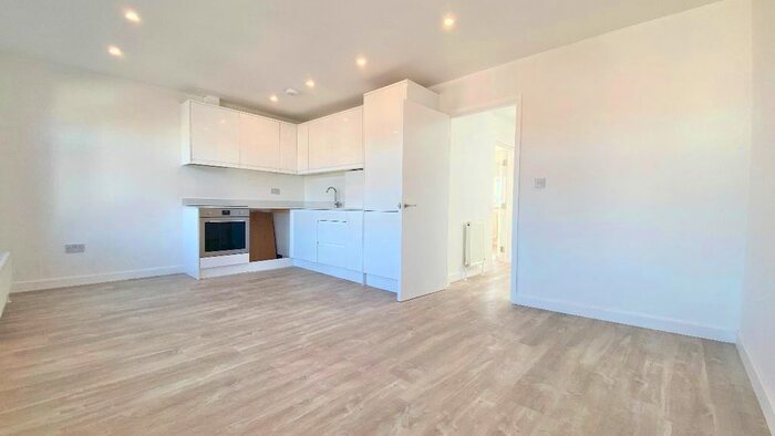 1 Bedroom Flat To Rent In Finchley Road, London, NW11