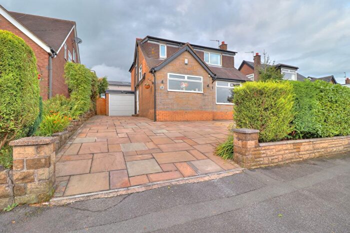 4 Bedroom Detached House For Sale In Belmont Avenue, Oldham, OL4