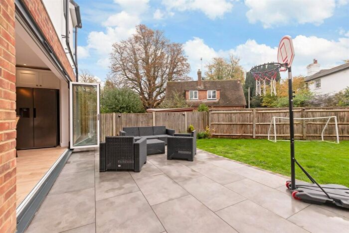 5 Bedroom Detached House For Sale In Cheshunt Close, Meopham, Kent, DA13