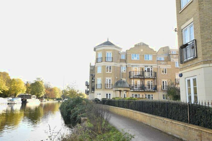 2 Bedroom Flat To Rent In Regents Riverside, RG1