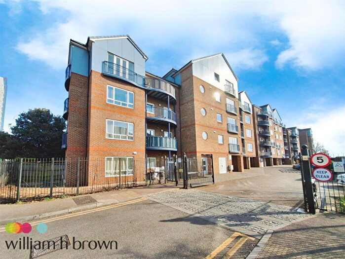 2 Bedroom Property To Rent In Anchor Court, Town Wharf, Argent Street, RM17