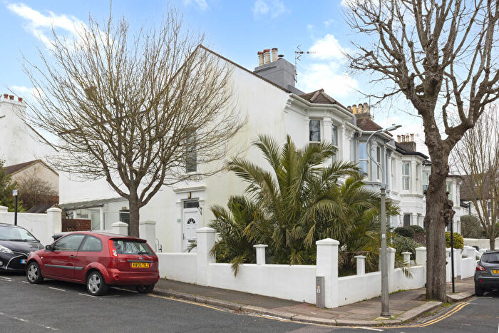 2 Bedroom Flat To Rent In Lucerne Road, Brighton, BN1