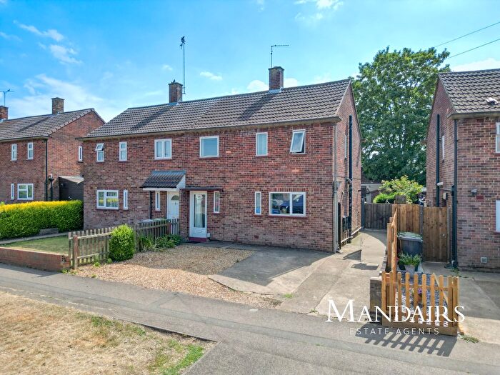 3 Bedroom Semi Detached House For Sale In Dover Road, Walton, Peterborough, PE4