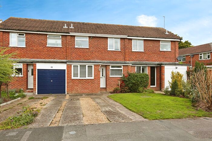2 Bedroom Terraced House For Sale In Itchen Avenue, Bishopstoke, Eastleigh, SO50