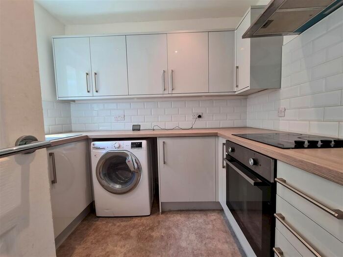 1 Bedroom Flat To Rent In Milton Road, Cambridge, CB4