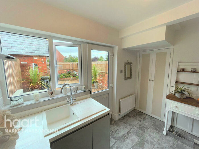1 Bedroom End Of Terrace House For Sale In Church Street, Northamptonshire, NN6