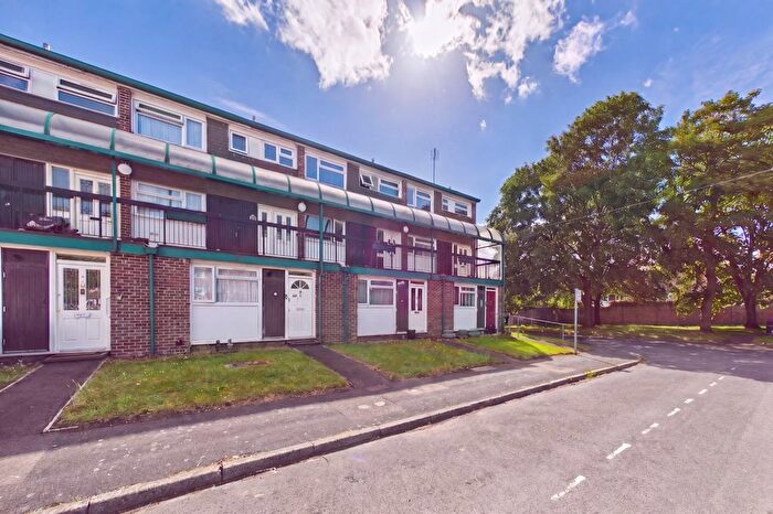 2 Bedroom Terraced House For Sale In Worcester Close, Farnborough, Hampshire, GU14