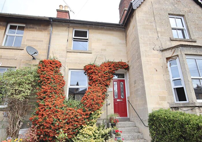 2 Bedroom Terraced House For Sale In Marshfield Road, Chippenham, SN15