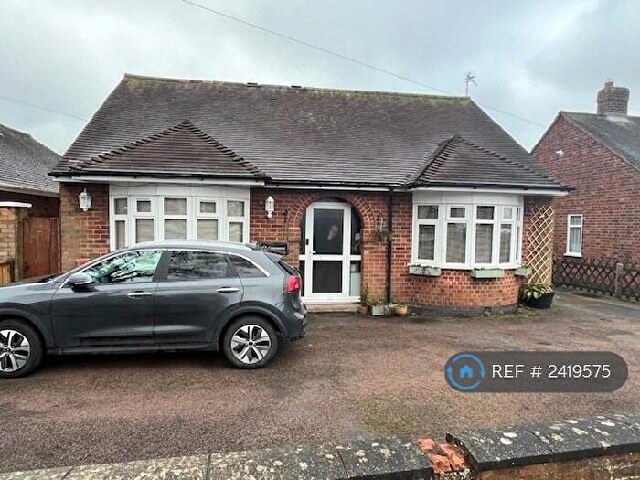 4 Bedroom Bungalow To Rent In Greenmoor Road, Burbage, Hinckley, LE10