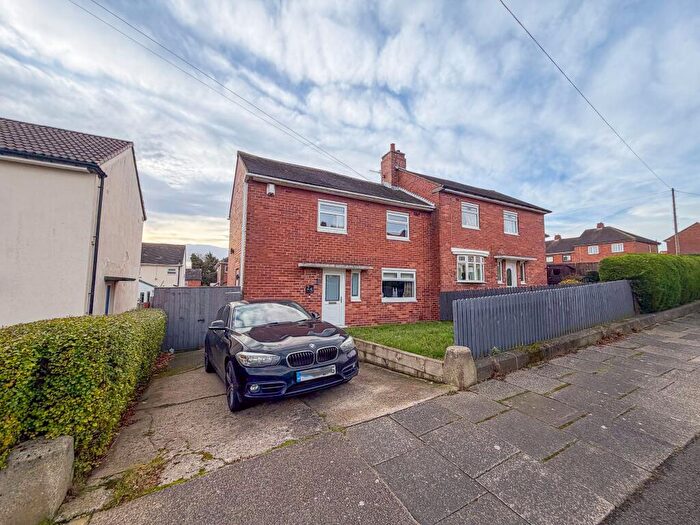 3 Bedroom Semi Detached House For Sale In Ridsdale Avenue, West Denton, Newcastle Upon Tyne, NE5