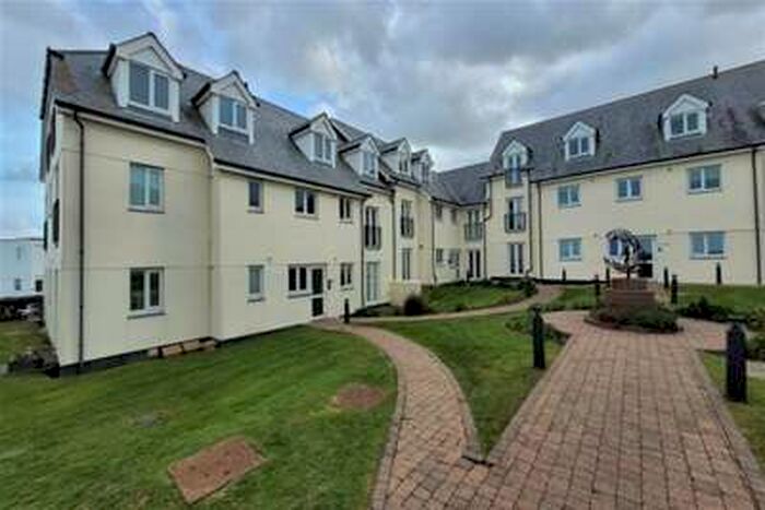 2 Bedroom Flat To Rent In Newquay, TR7